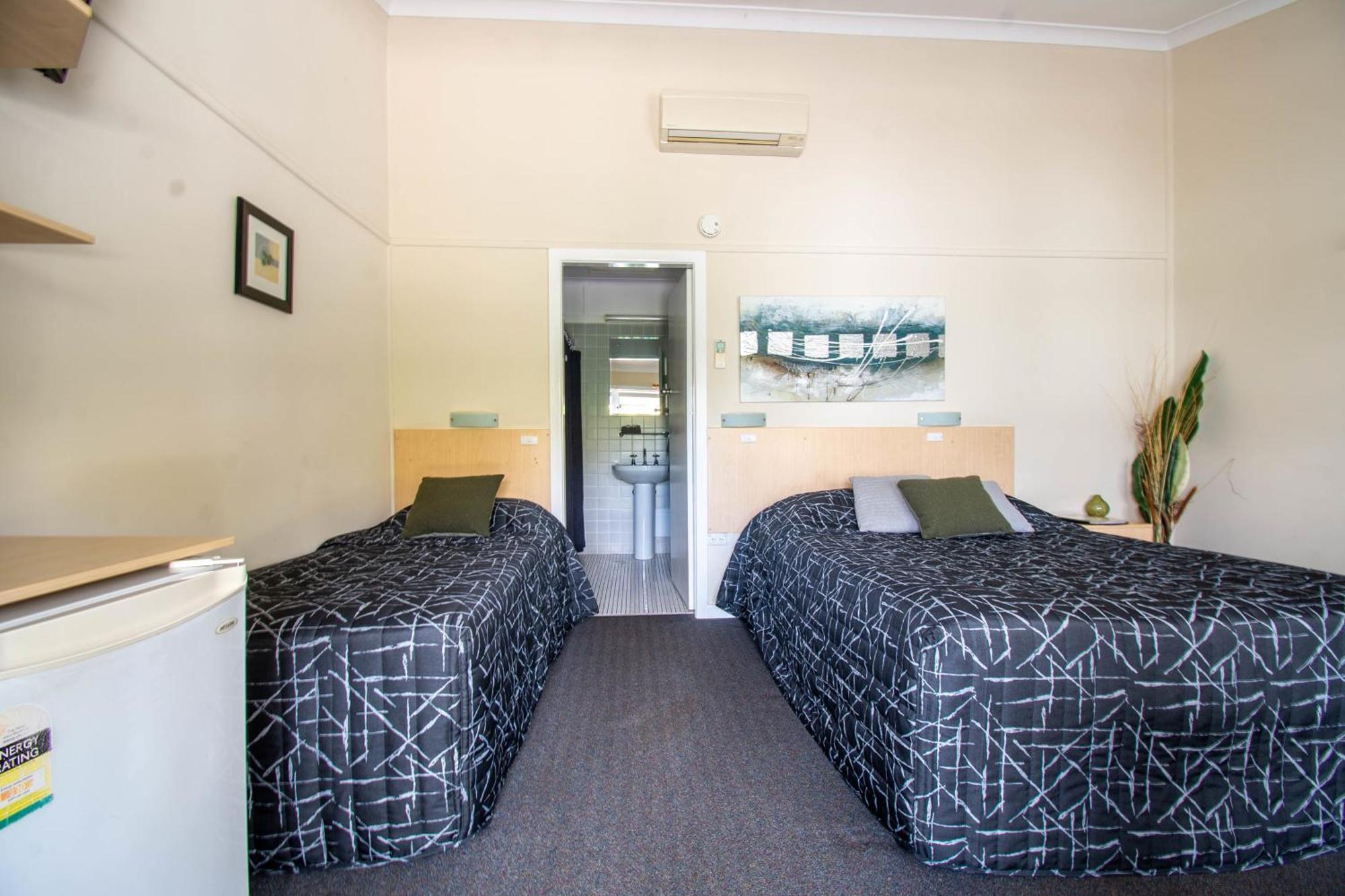 Gundagai Motel Exterior photo