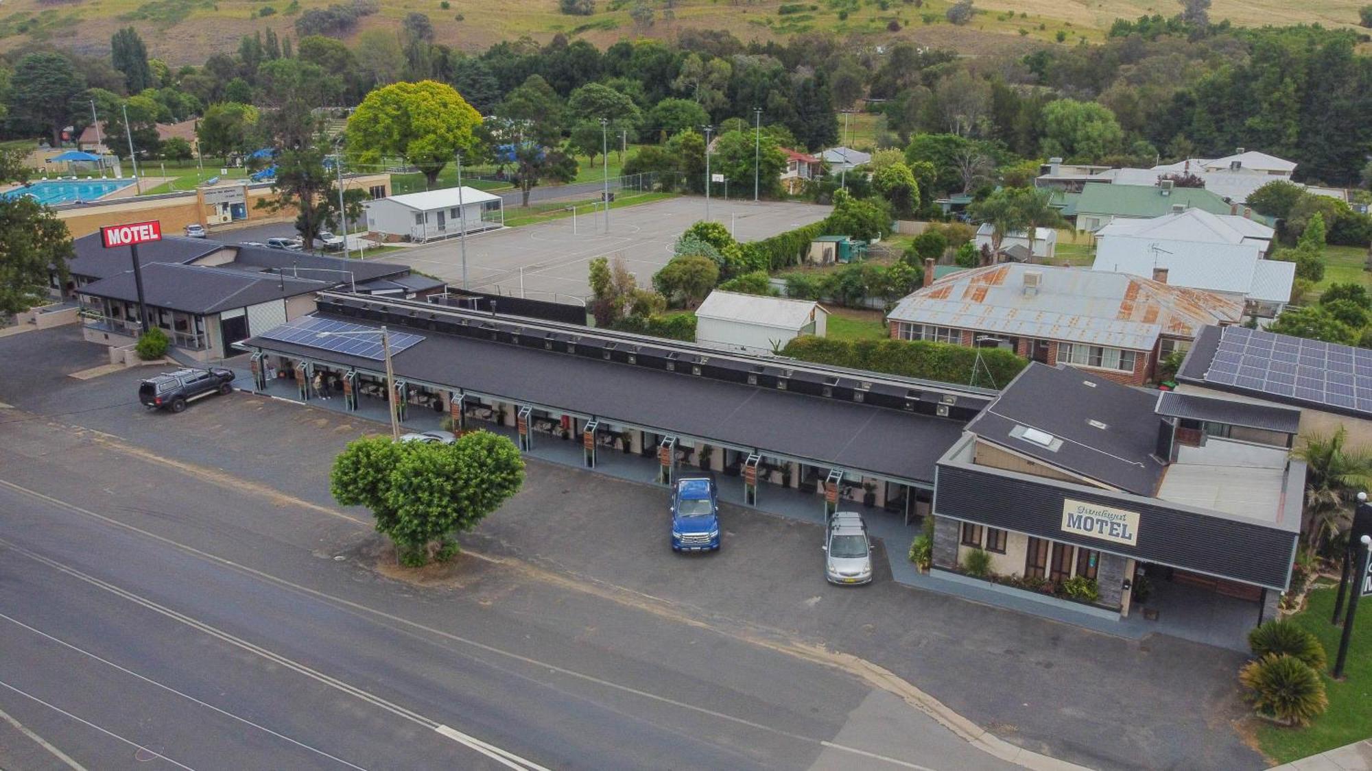 Gundagai Motel Exterior photo