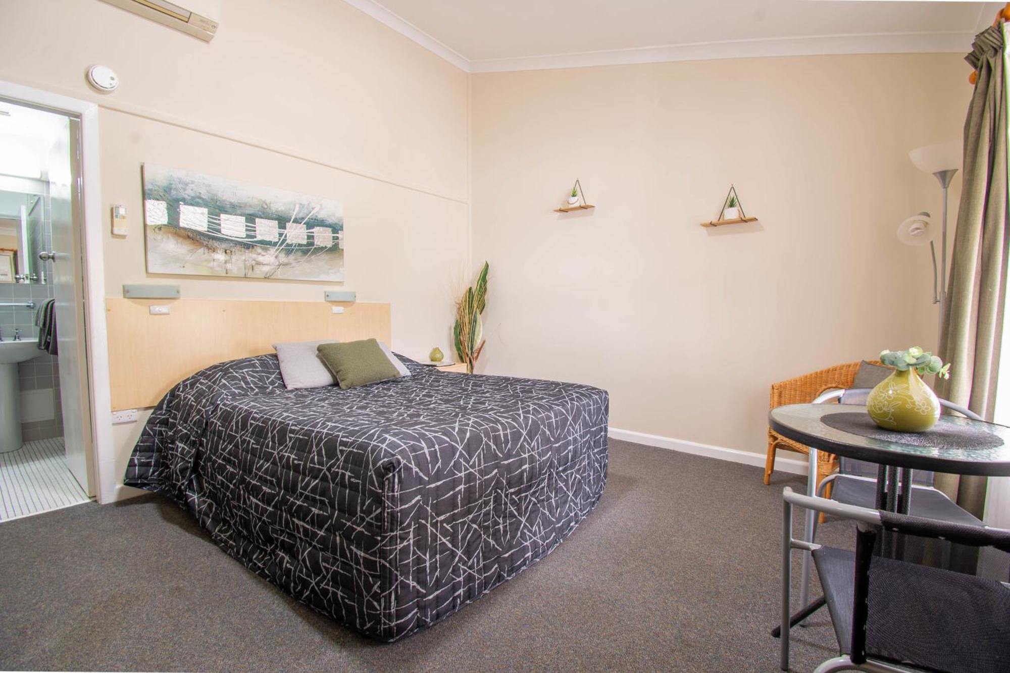 Gundagai Motel Exterior photo