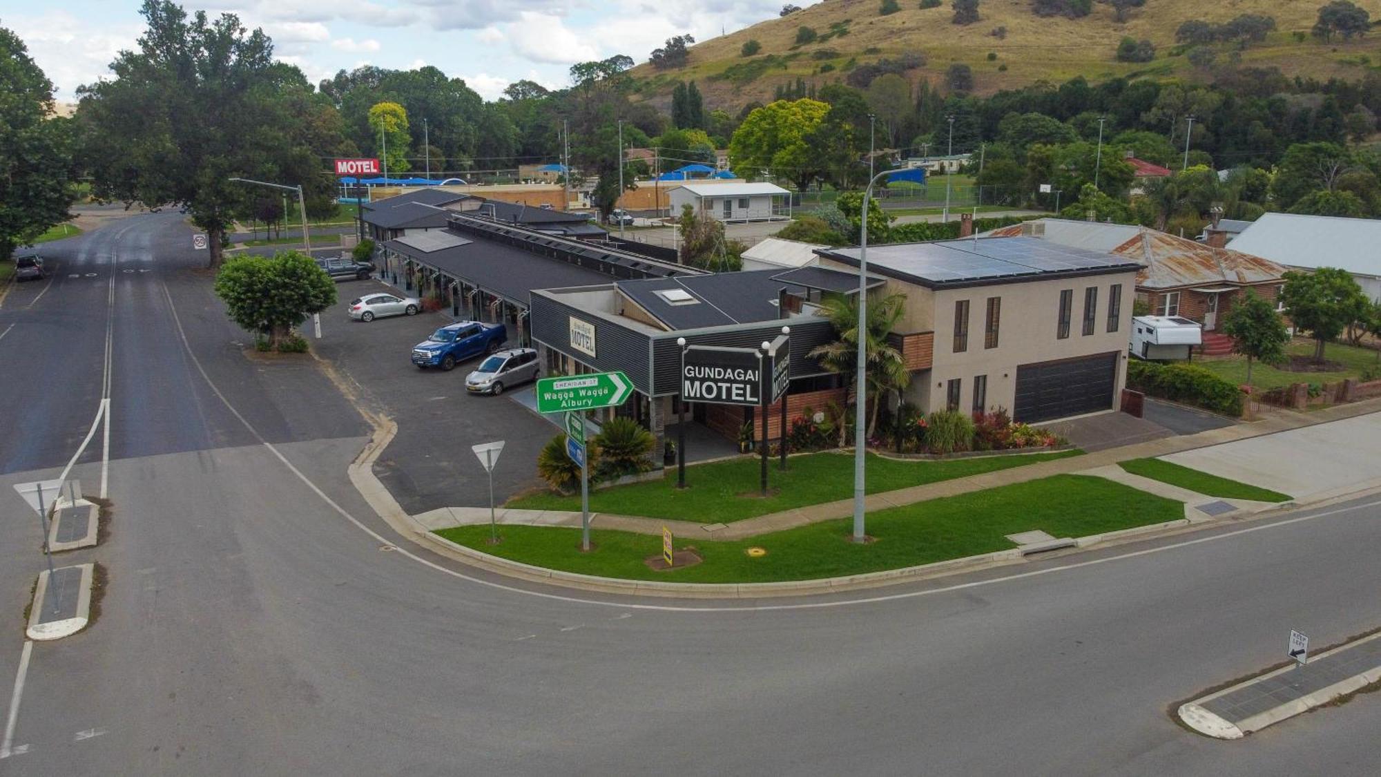 Gundagai Motel Exterior photo